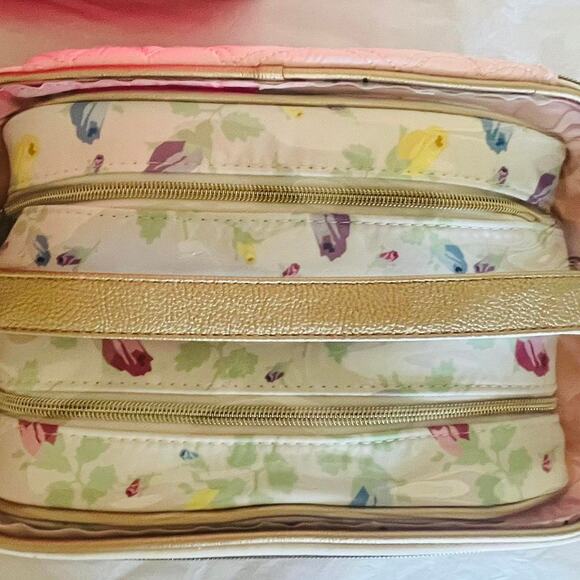 Betsey Johnson 3 piece travel set - Picture 6 of 7